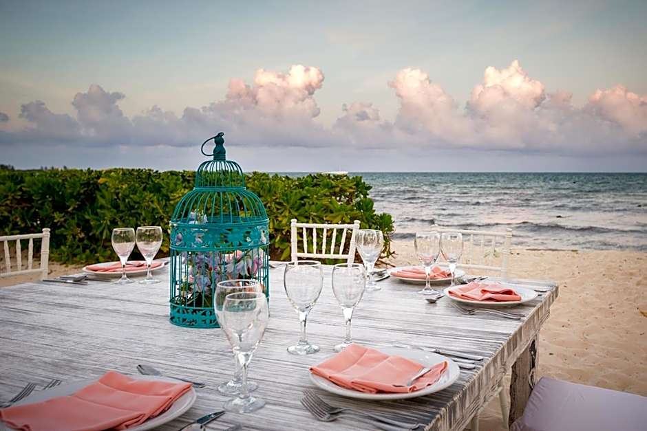 Blue Bay Grand Esmeralda - All Inclusive