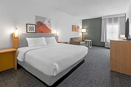 King Room with Sofa Bed - Non-Smoking