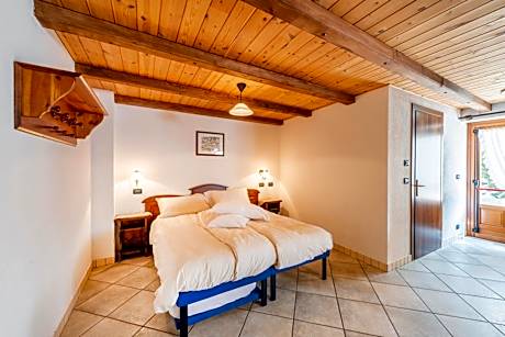 Studio with kitchen ( 3-4 Adults)