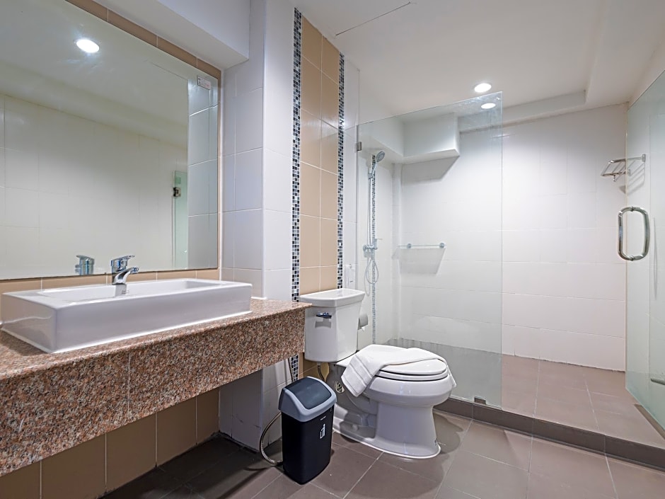 B2 Lampang Boutique & Budget Hotel