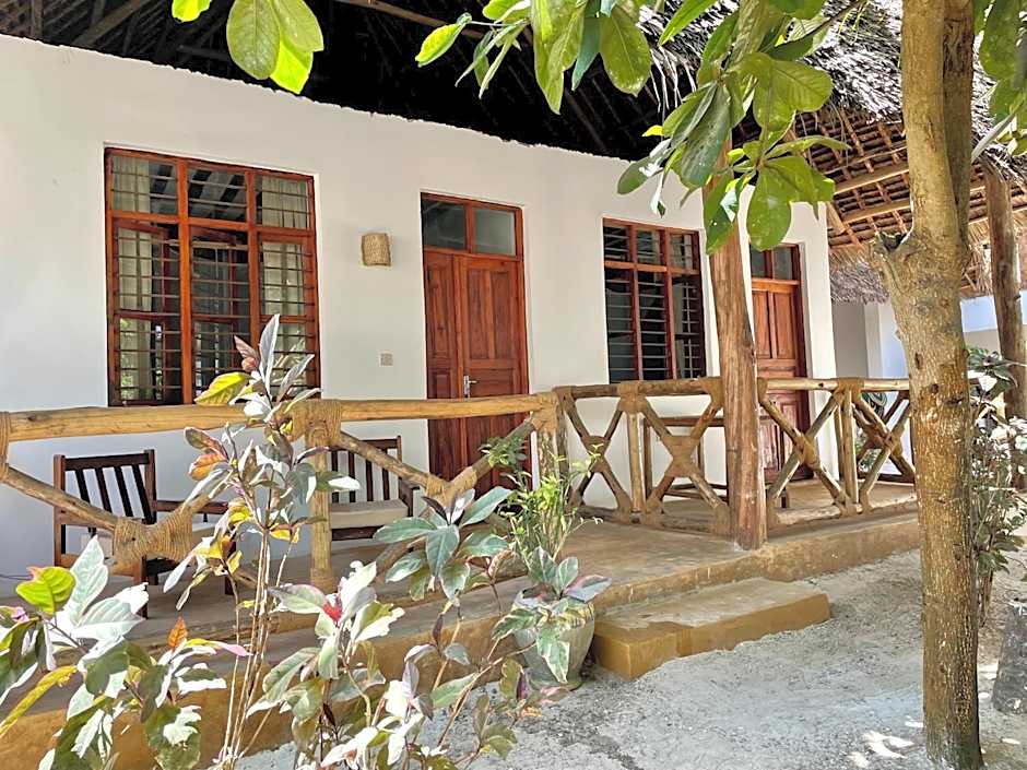 HEBE Bungalows Lodge