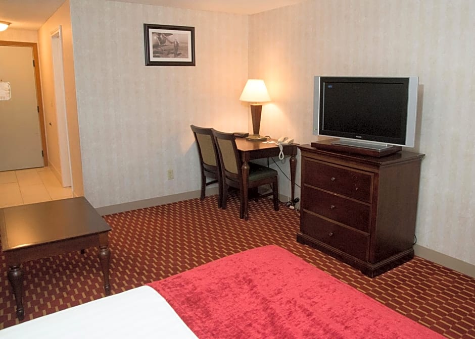 Hampton Falls Inn