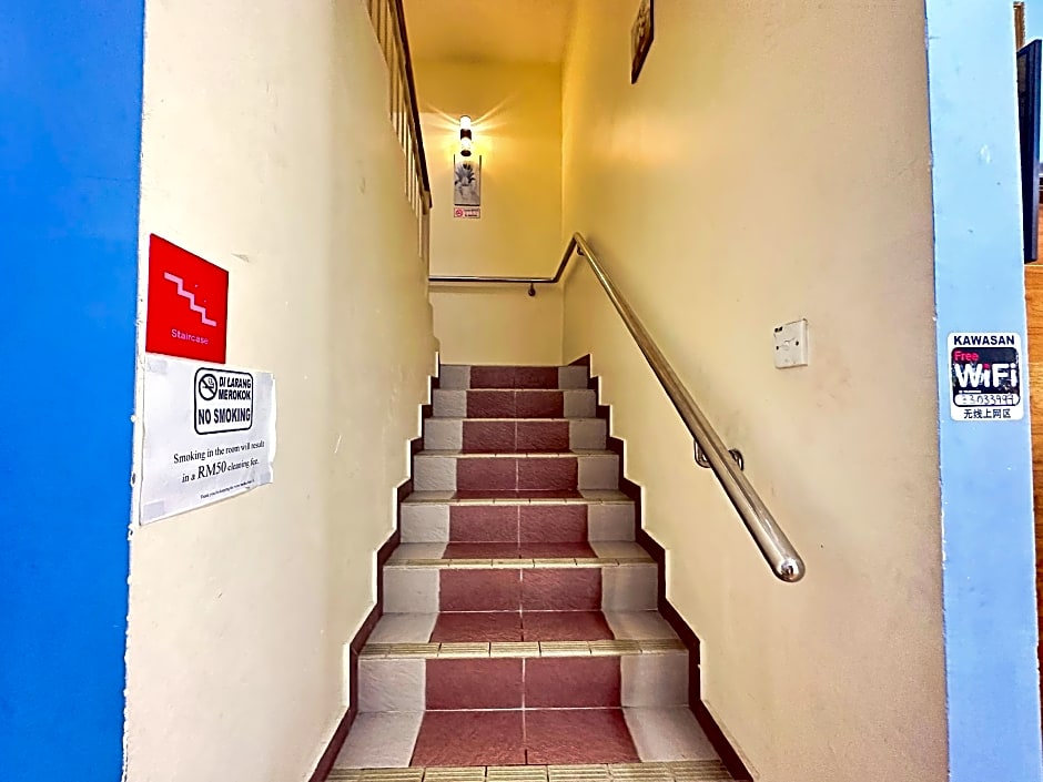 Borneo Inn