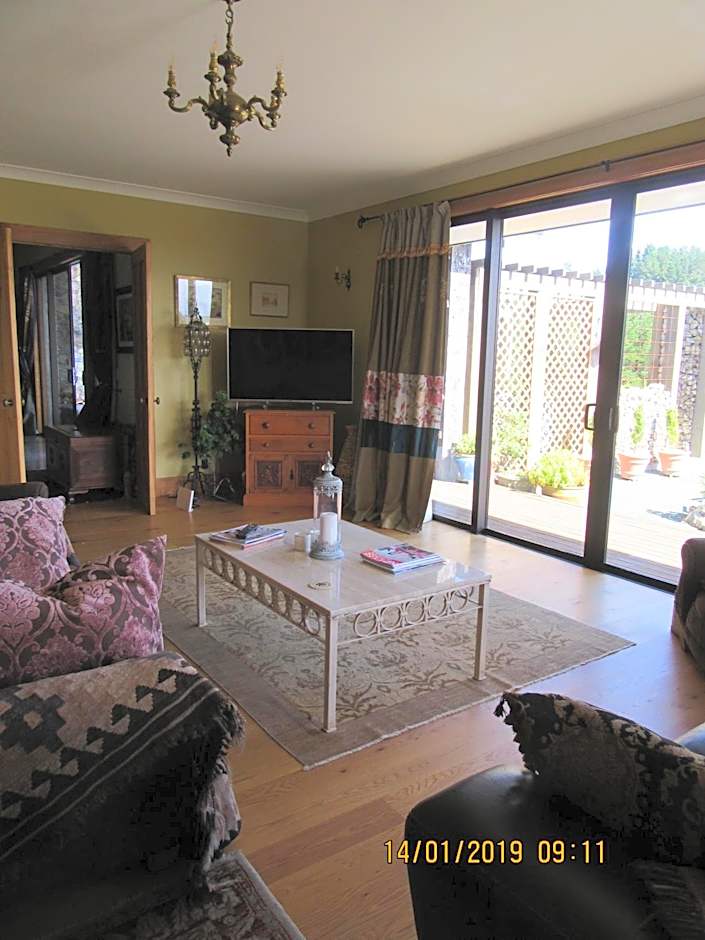 Redwood Valley B & B