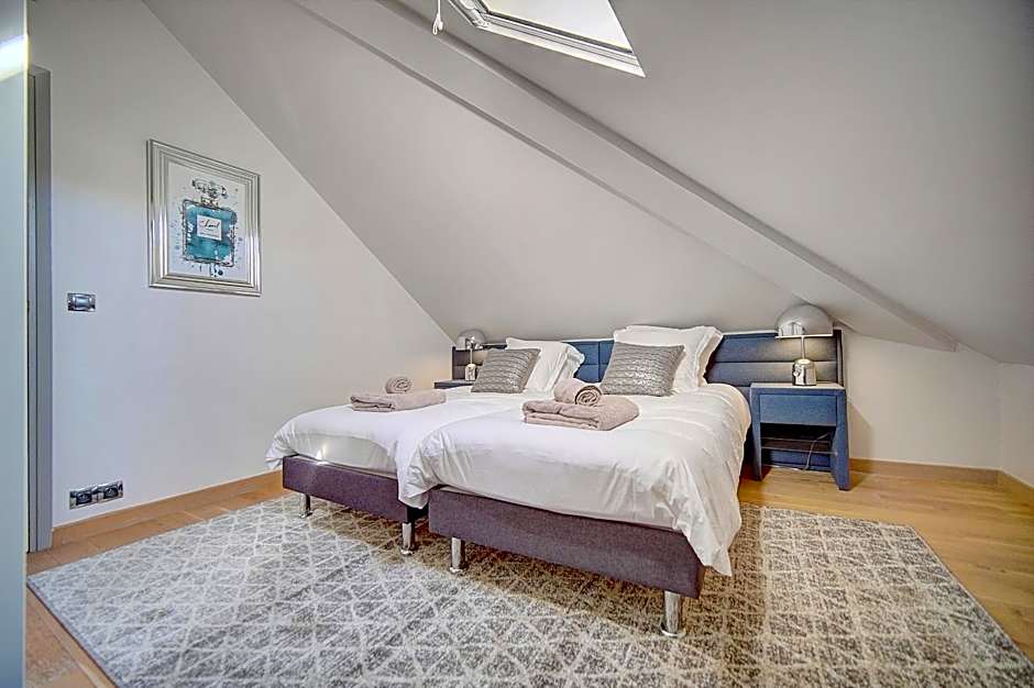 Cannes banane 50m croisette, luxueux 4 pièces dans résidence de standing