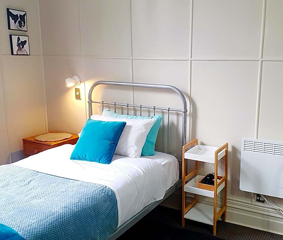Work and Travel Stay Central City