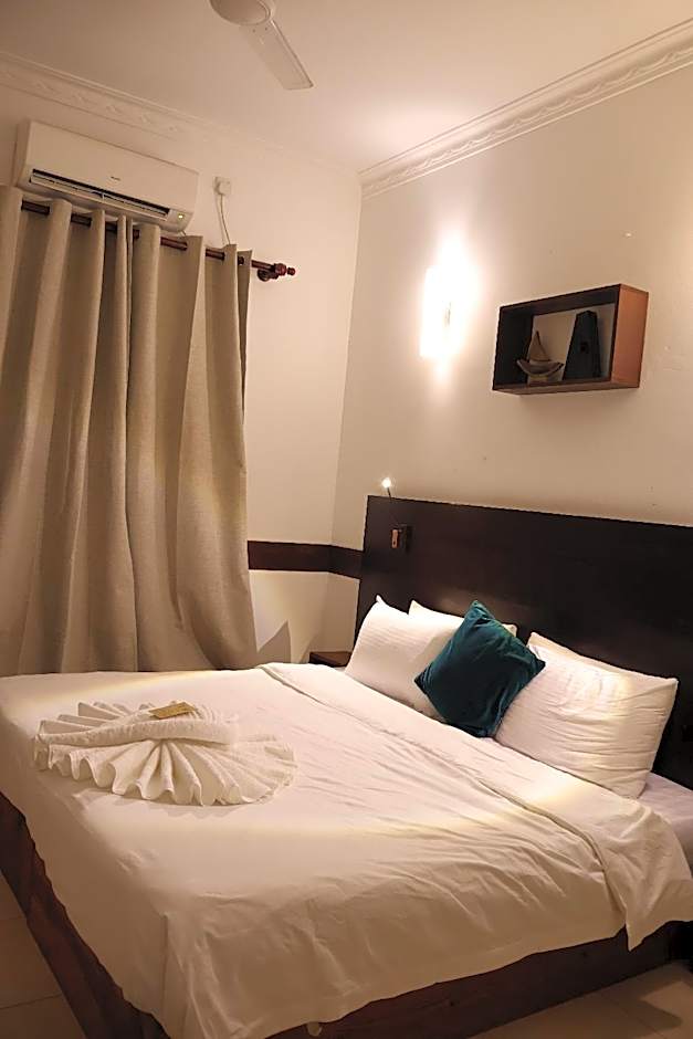 Samaik Thulusdhoo Inn