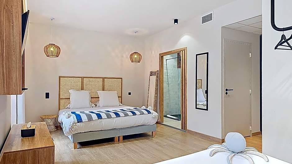 Intense Boutik-Hôtel