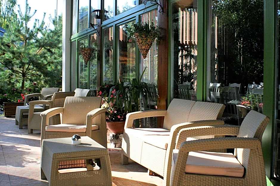 Stajnia Sarnówek Nad Jeziorem Różany