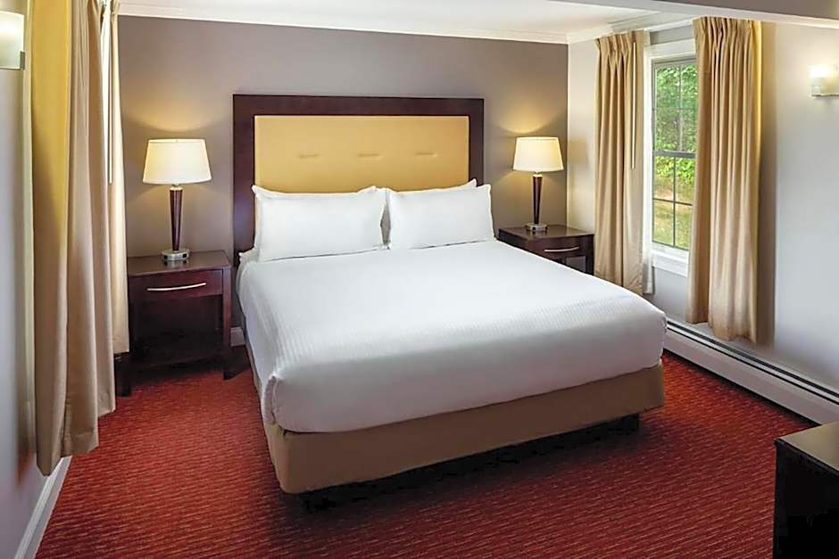 Golden Gables Inn Dazzler Select by Wyndham