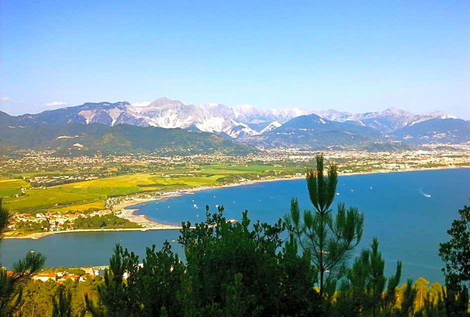 Eco Bed & Breakfast I Due Oleandri – Marina di Carrara, WI