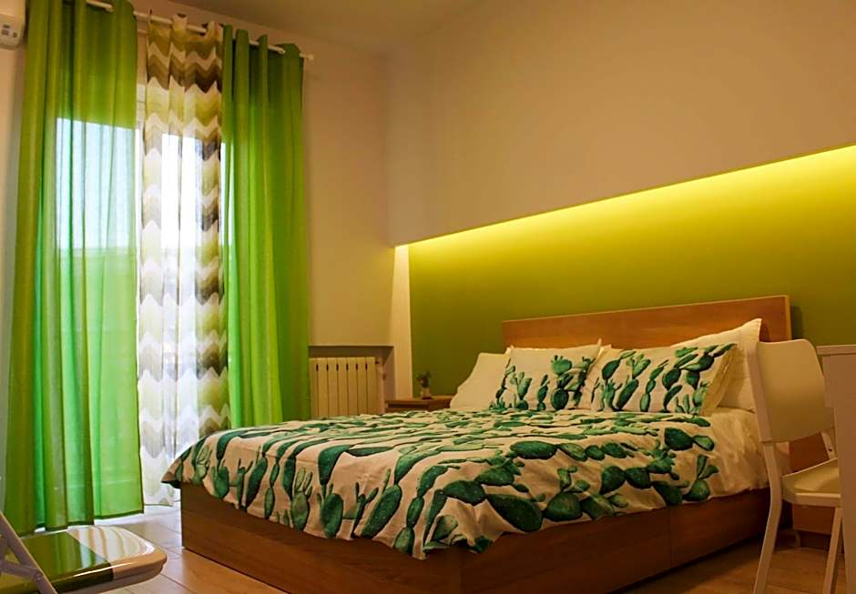 Foto 1 daripada 8 — Double Room