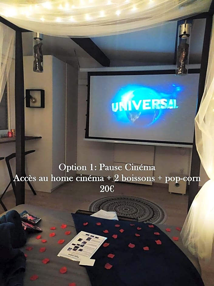 A l'Orée des pins - Gite et spa de 30 m2- Options Home Cinéma, Romantique