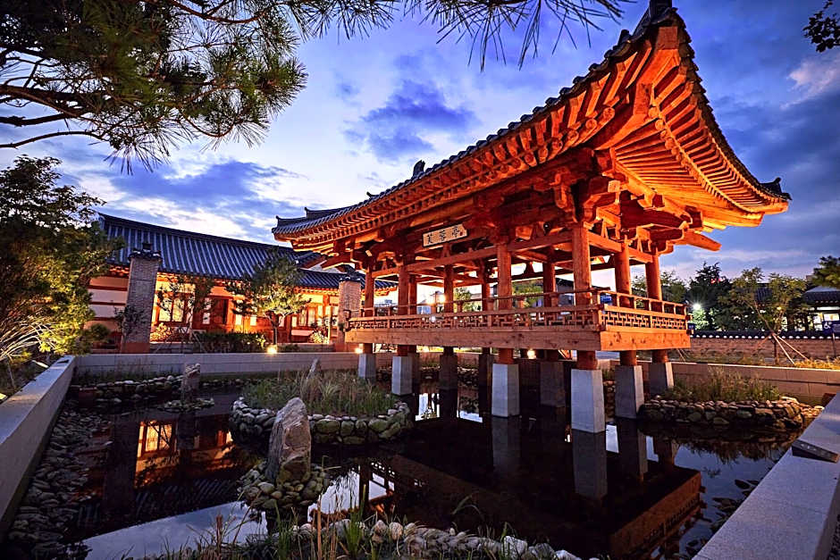 Hanok Hotel Namwonyechon By Kensington