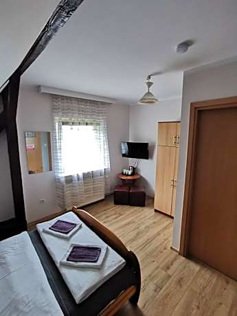 Triple Room with Bathroom