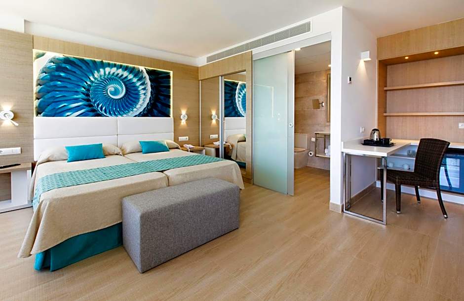 Marvell Club Hotel & Apartments