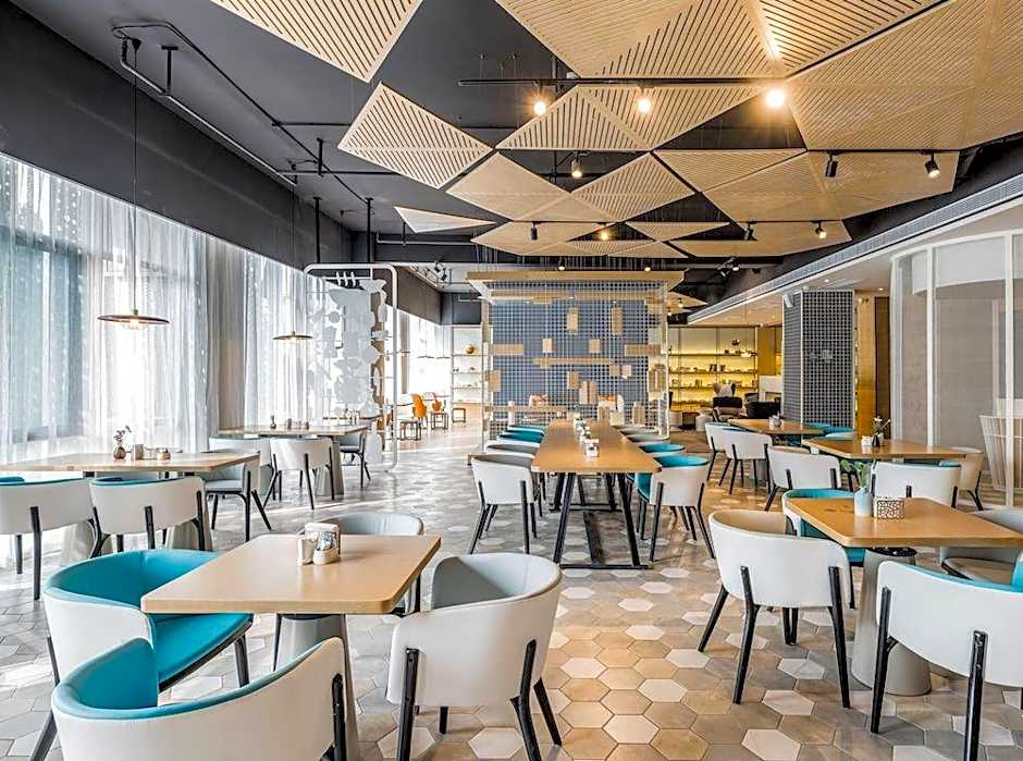 Atour Hotel Xi'an Gaoxin Jinye Road Branch                                                 