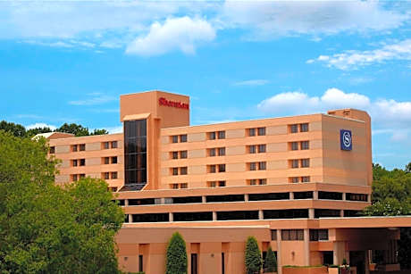 Sheraton Charlotte Airport Hotel