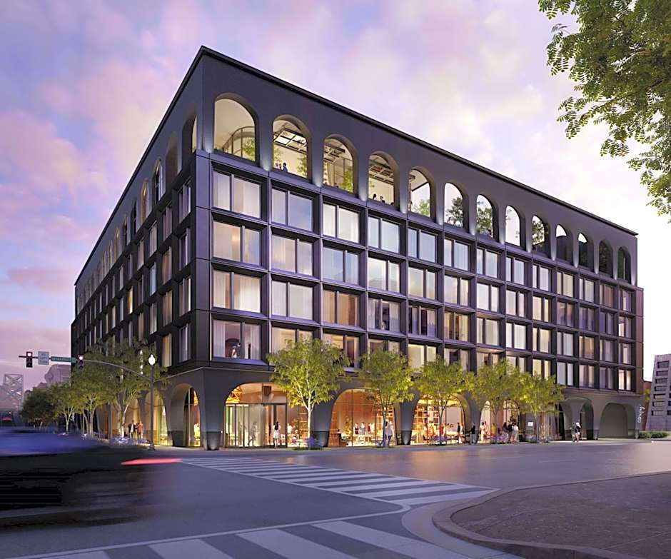 Hotel Bourre Bonne Louisville, Curio Collection by Hilton