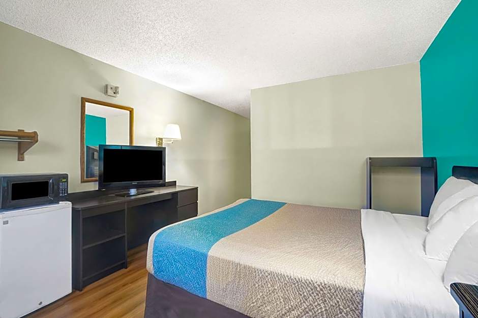 Motel 6-Montoursville, PA