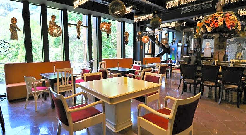 Hotel Liberty Theatre