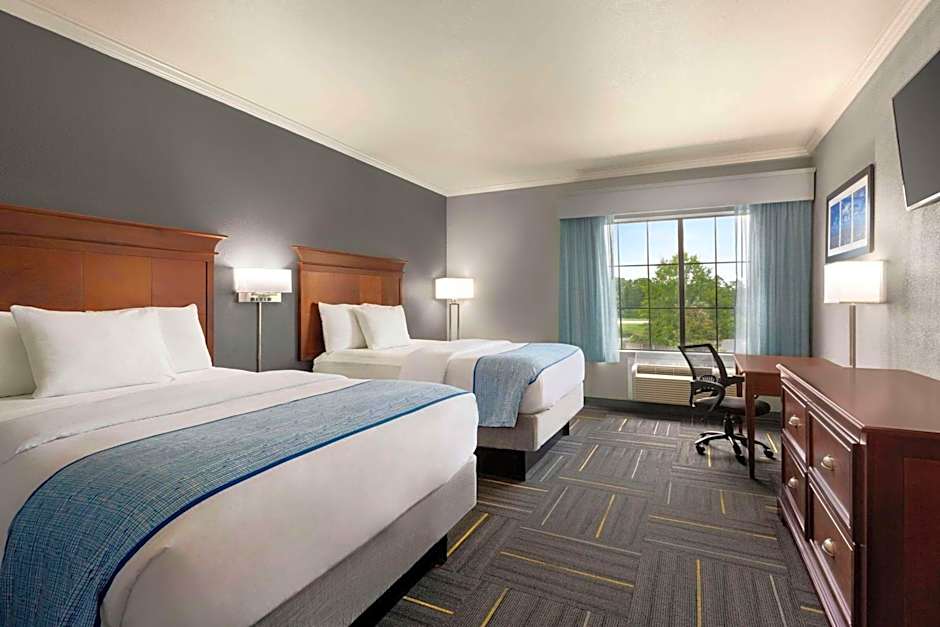 La Quinta Inn & Suites by Wyndham Dublin