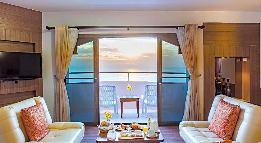 Golden Beach Cha-Am Hotel