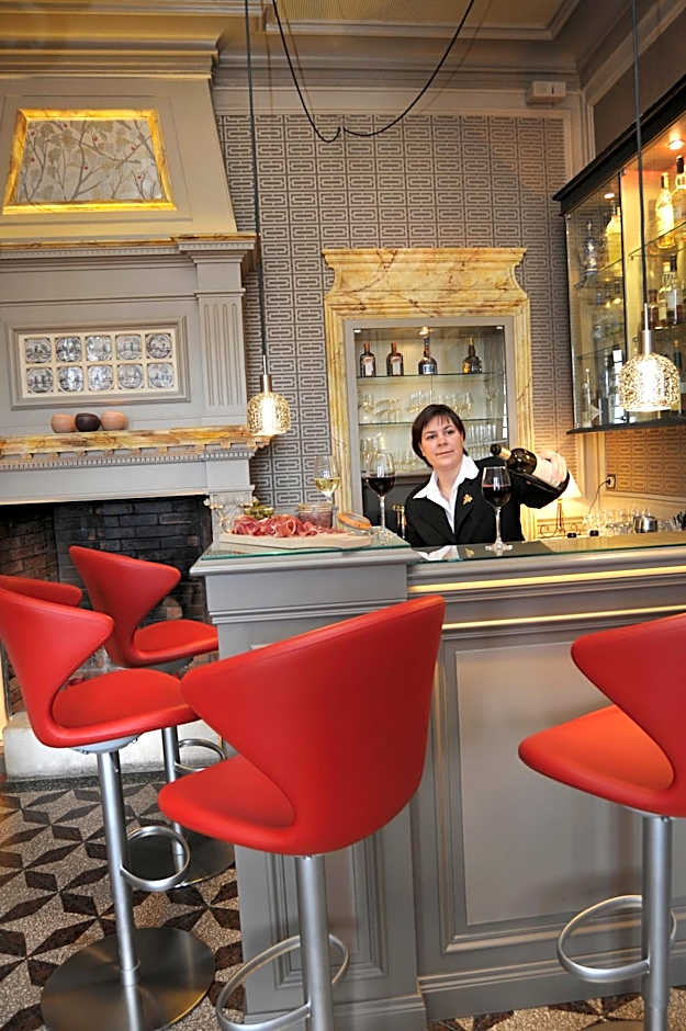 Hotel L'Yeuse - Les Collectionneurs