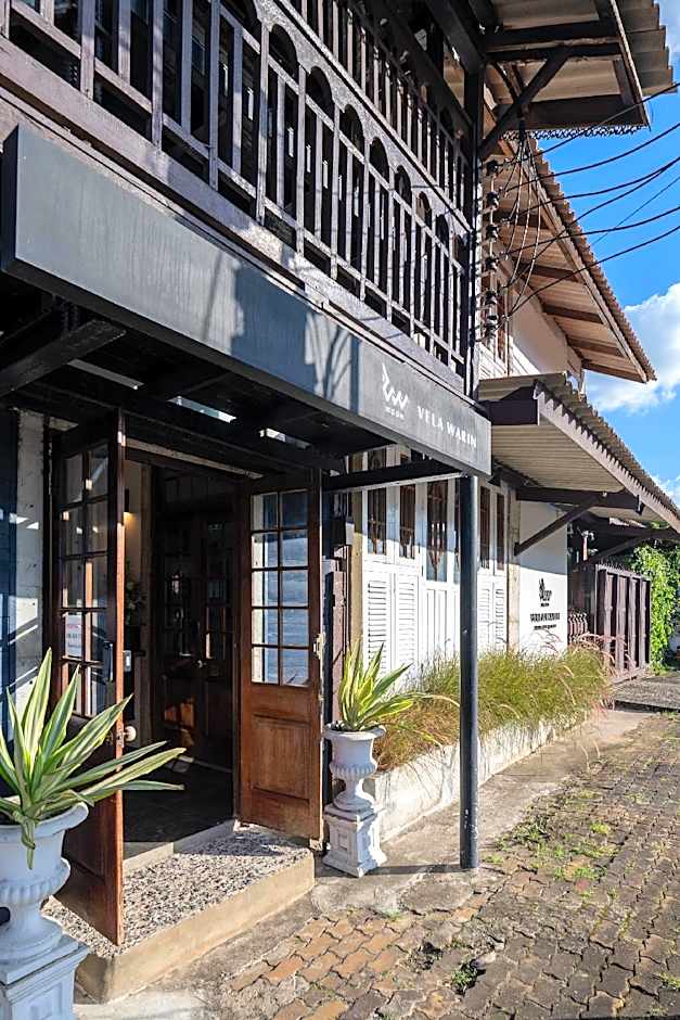 Velawarin Hotel