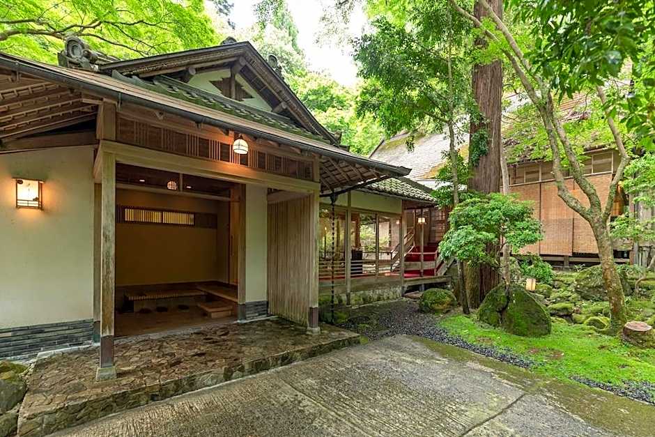 Tsukihitei