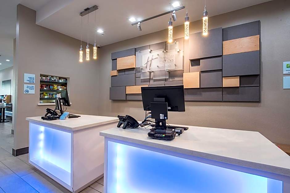 Holiday Inn Express & Suites Houston SE - Airport Area By IHG