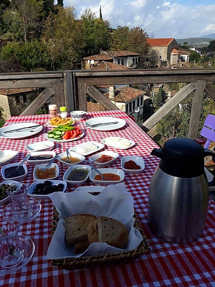 Sirince Dogadaki Evler