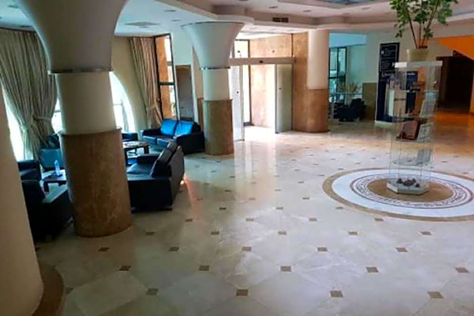 Le Cristal Hotel
