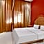 OYO 118 Revira Hotel