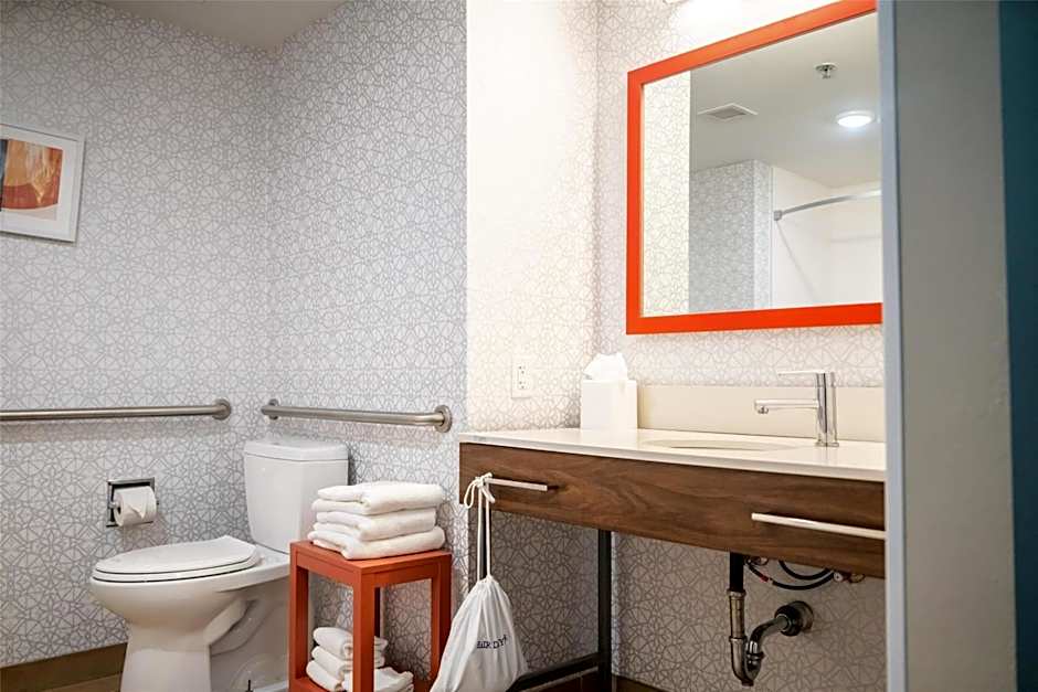 Hampton Inn By Hilton Gonzales