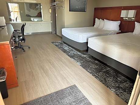 Travelodge by Wyndham Parker