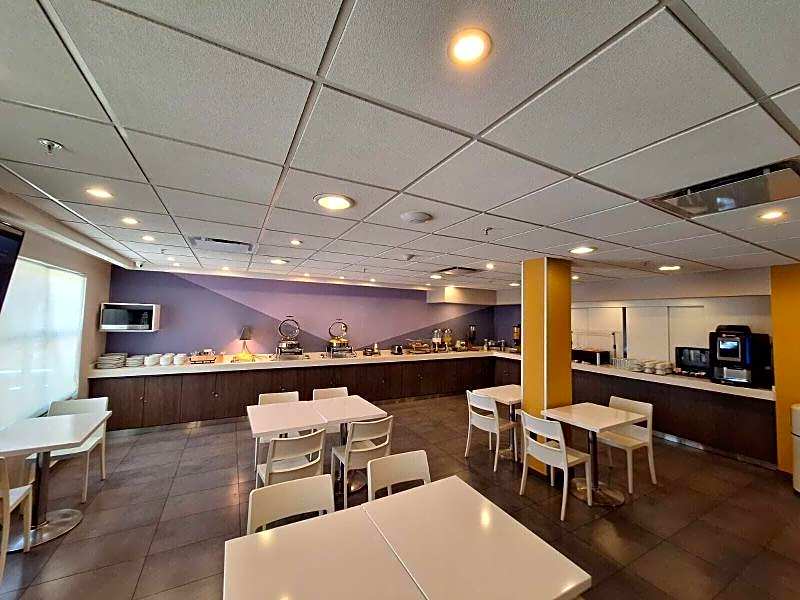 Sierra Suites By HP Hotels