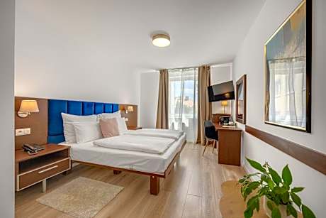 Hotel Antares