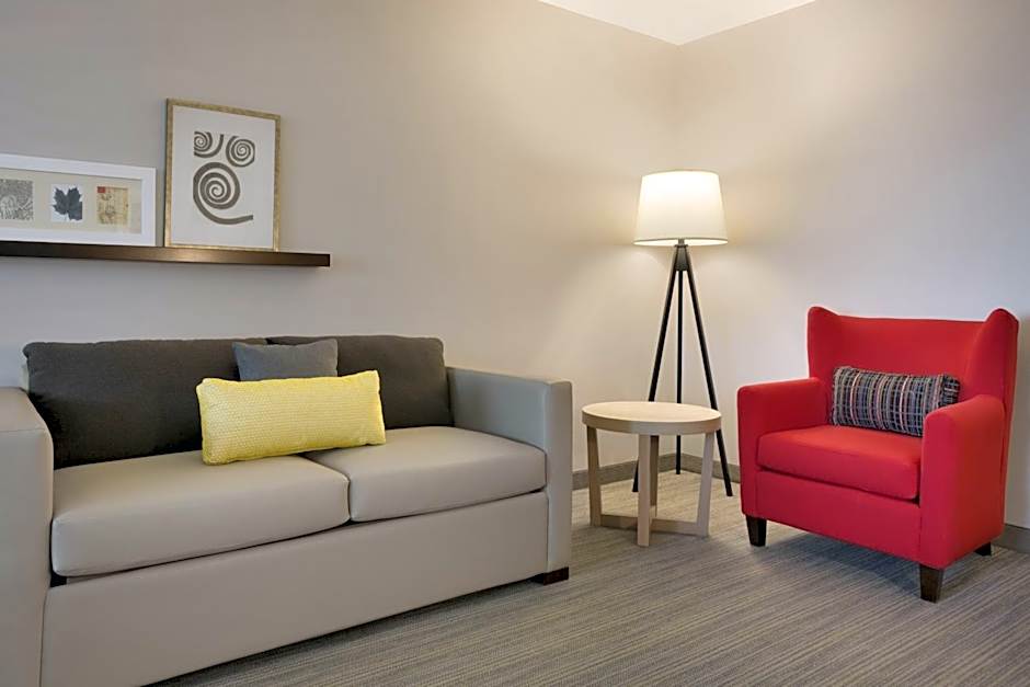 Country Inn & Suites by Radisson Asheville River Arts District