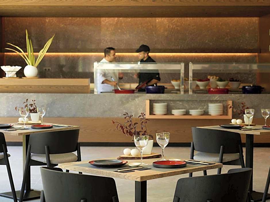 The Ixian Grand & All Suites - Adults Only Hotel