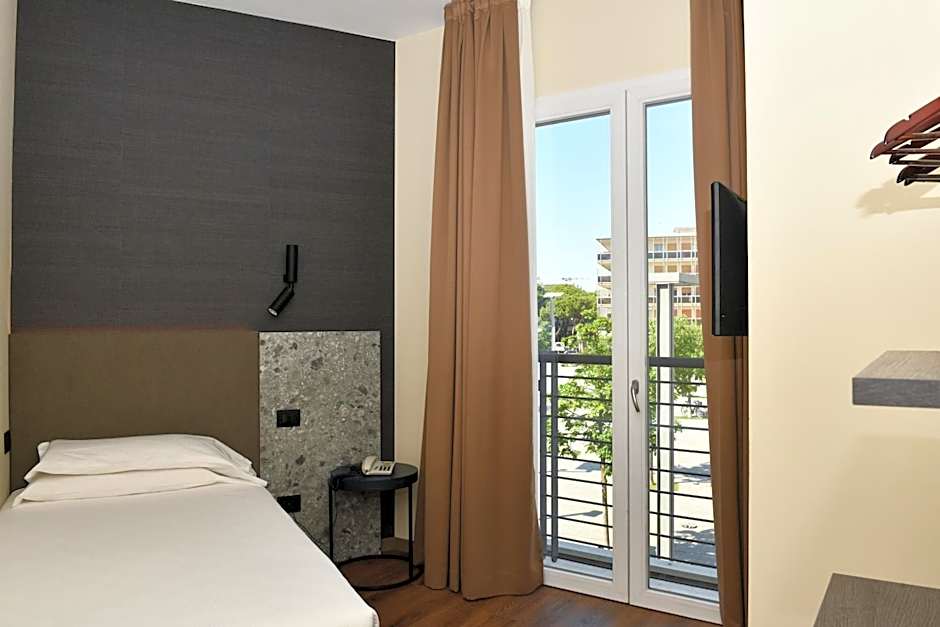 Hotel Eden
