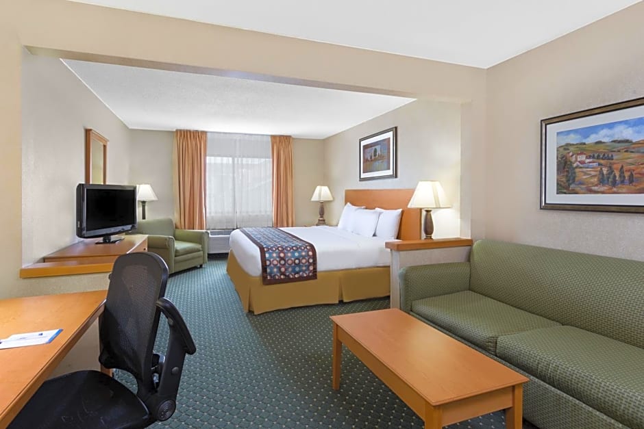 Baymont by Wyndham Waterloo