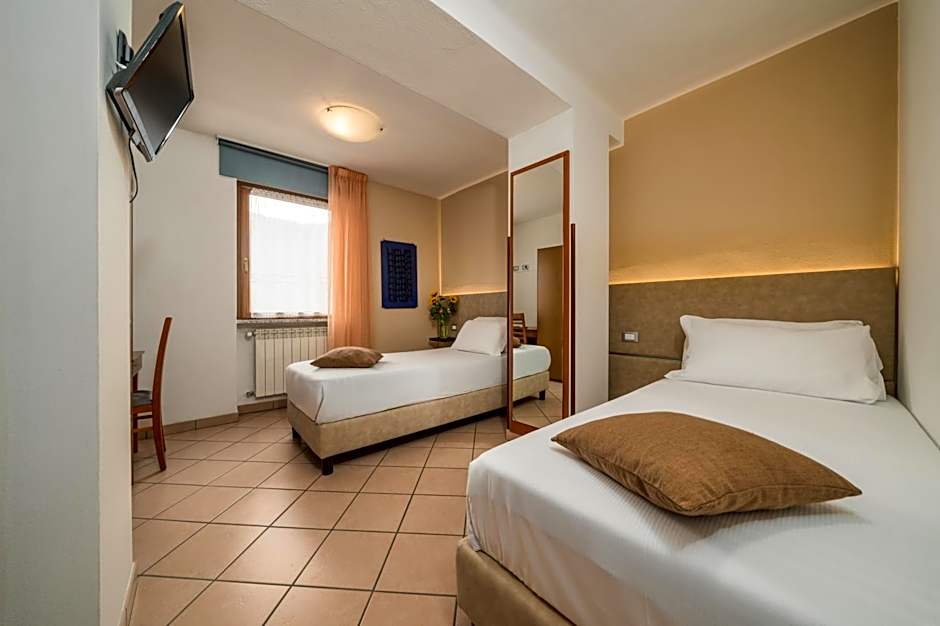 Hotel Oasi Verde