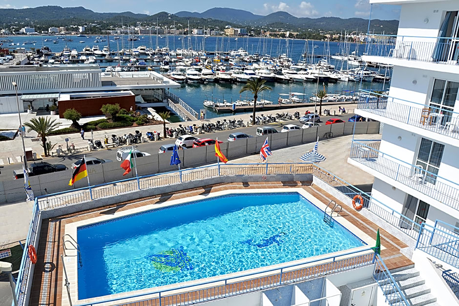 Vibra Del Mar Aparthotel