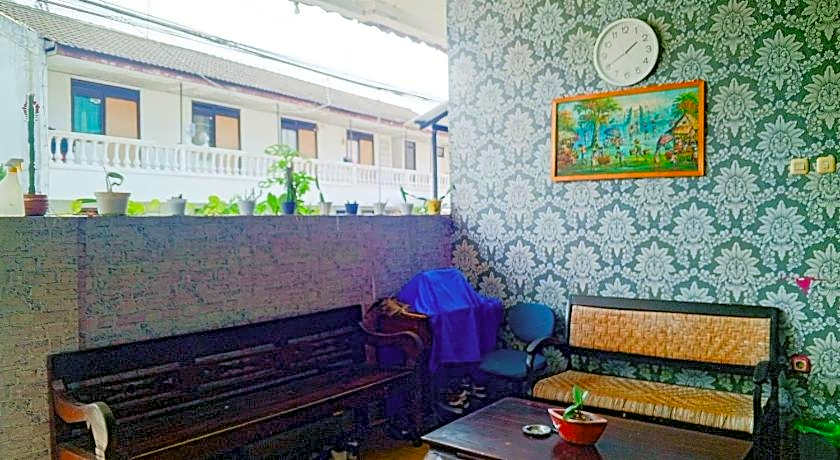 Hotel O Trihakso Guesthouse