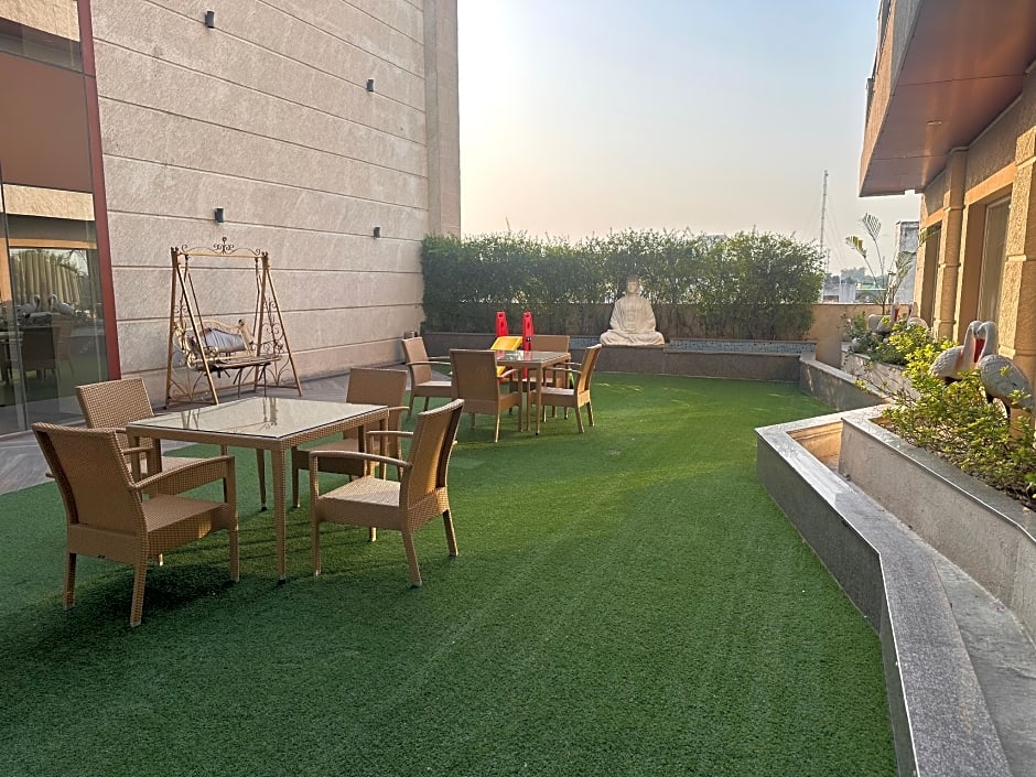 Ramada by Wyndham Aligarh GT Road