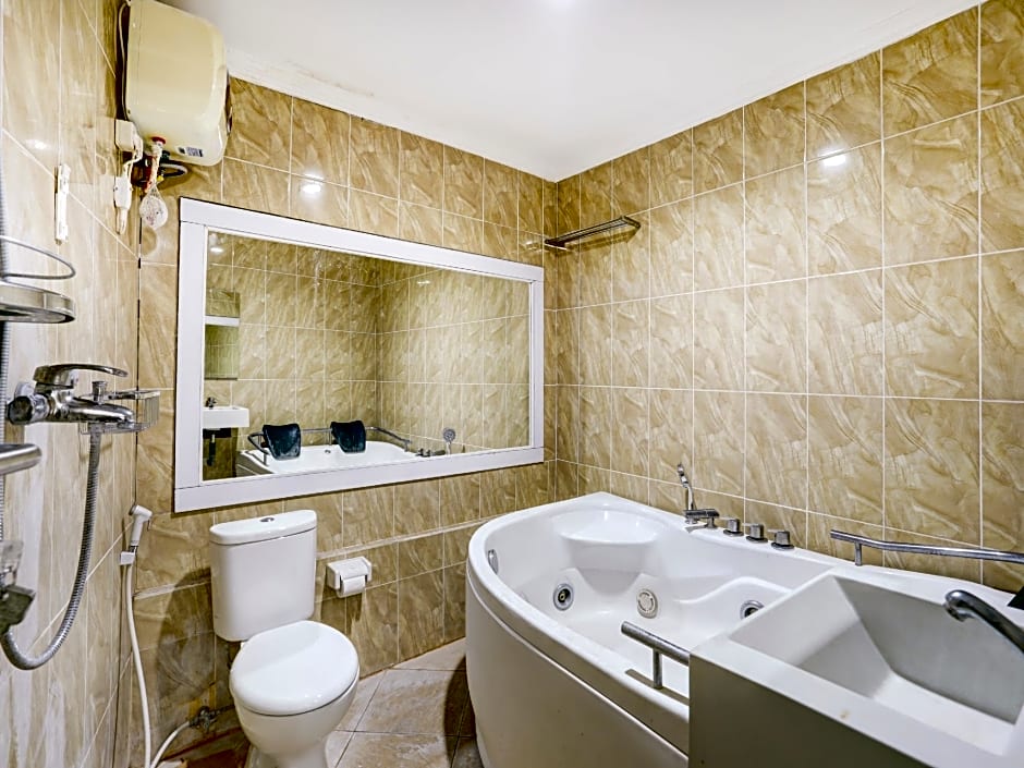 OYO 90131 Liberty Guest House