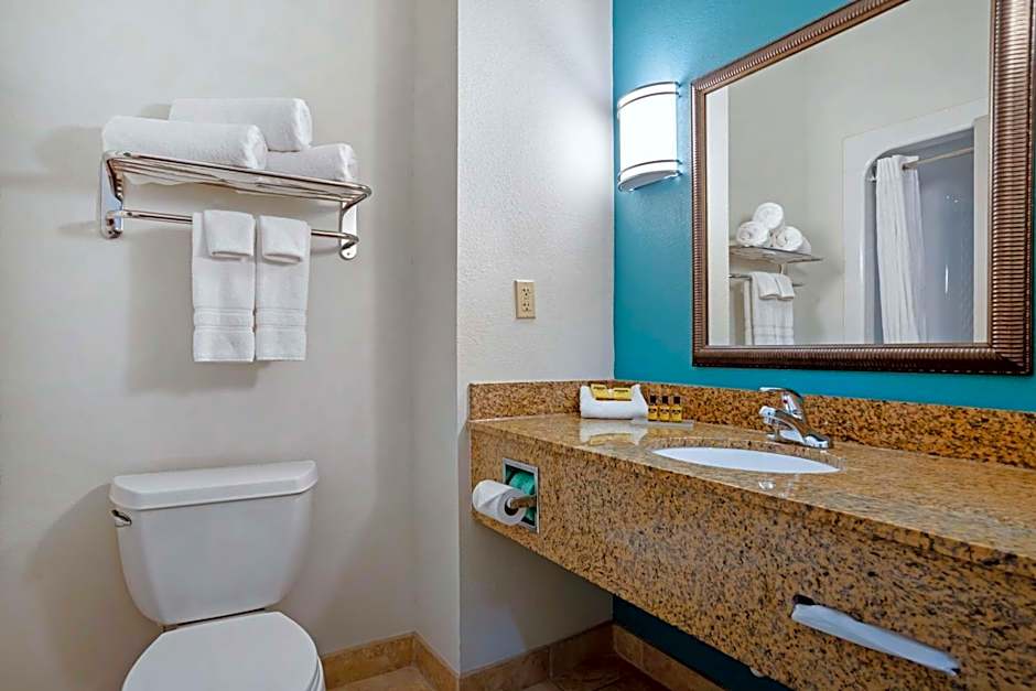 Best Western Plus Blue Angel Inn