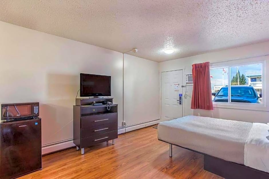 Motel 6-Camrose, AB