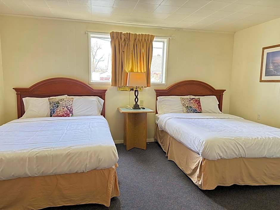 Lakeside Motel
